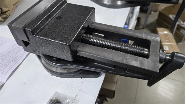Precision machine vice QB160 rotary rigid-fixing 